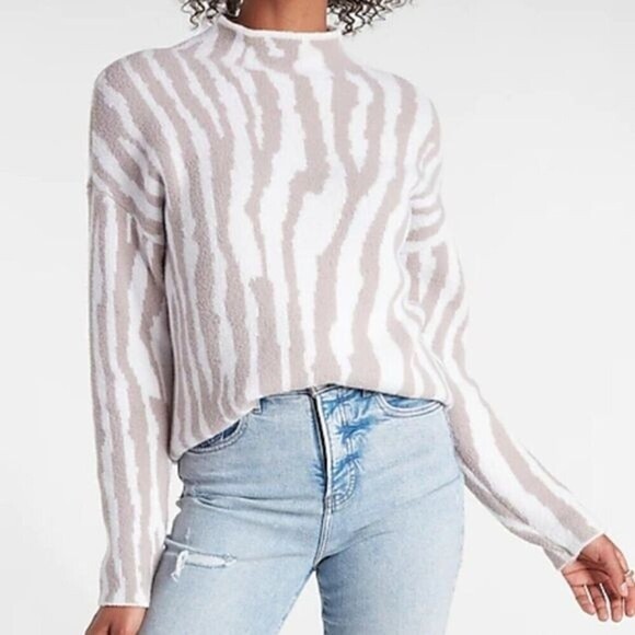EXPRESS Zebra Print Mock Neck Sweater - Picture 7 of 7